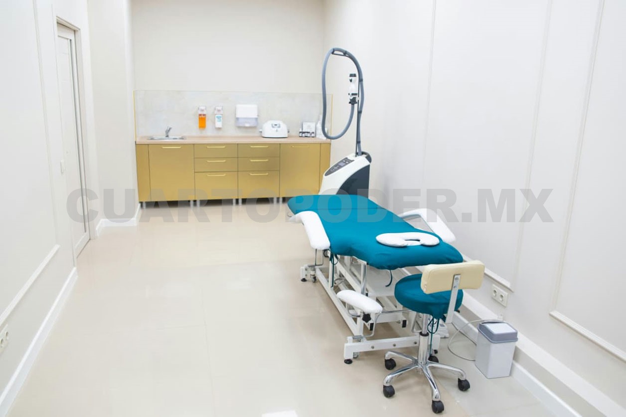 Inspección de cédulas y equipo en hospitales
