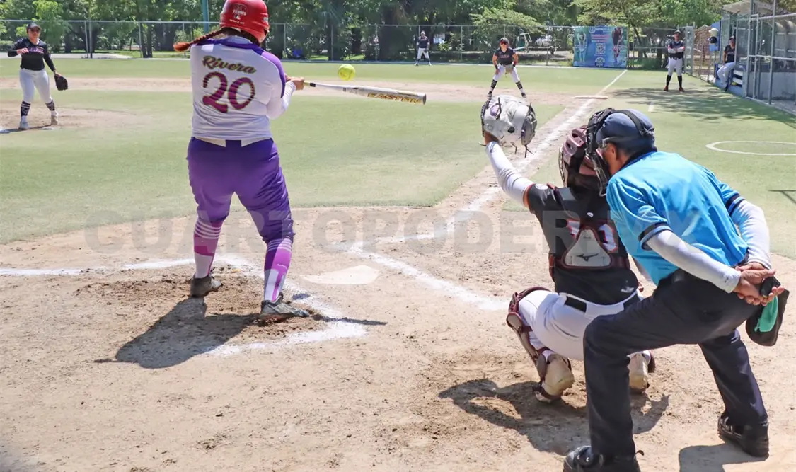 El Torneo Carmen Vera Fuentes mantiene su exigencia con duelos que definen posiciones. Diego Pérez/CP