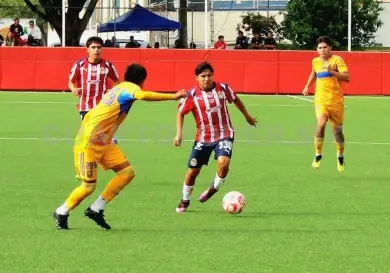 Debut chiapaneco en Chivas sub-17