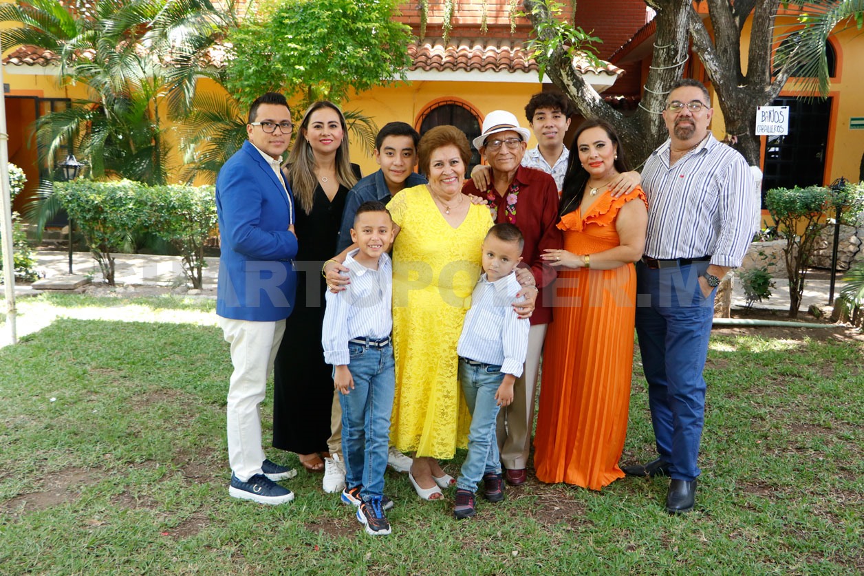75 años rodeada de amor