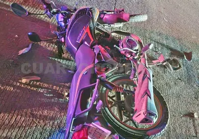 Un lesionado al impactar colectivo a motociclista