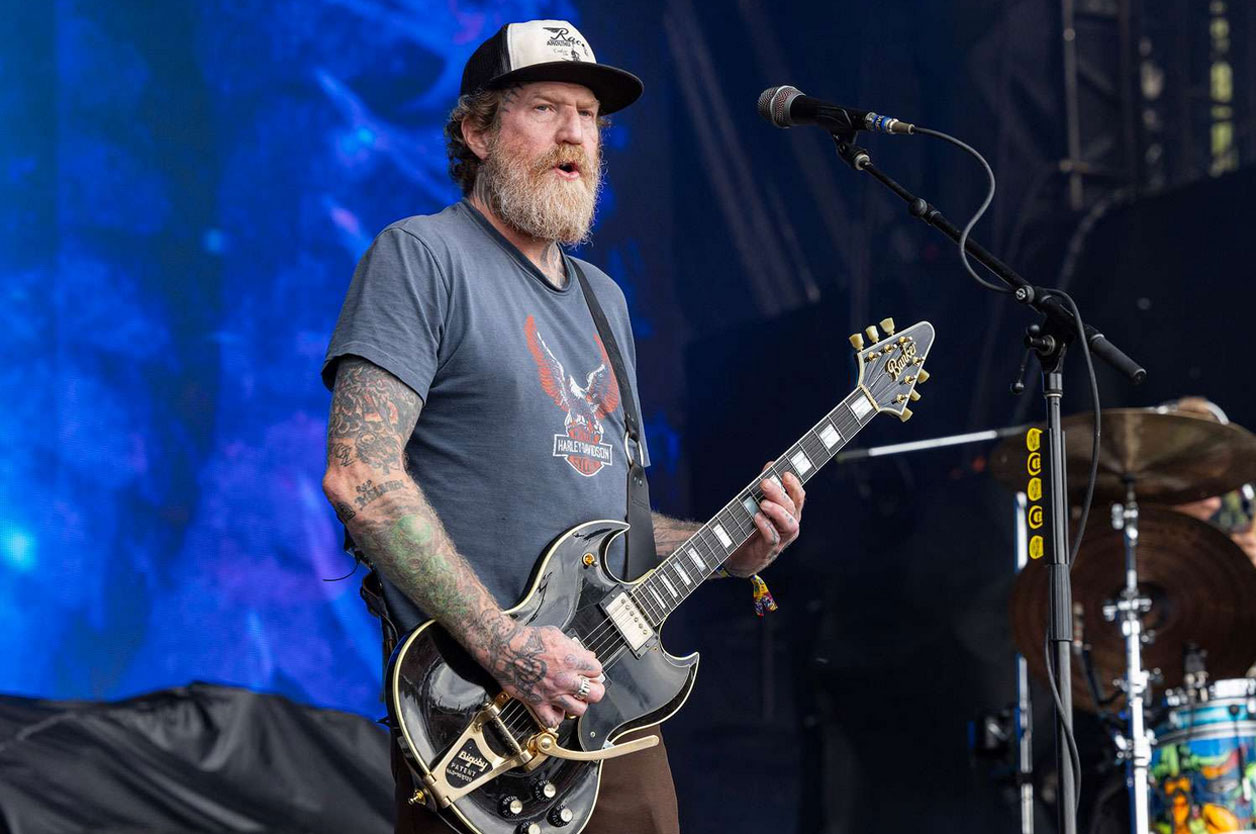 Reportan muerte de Brent Hinds