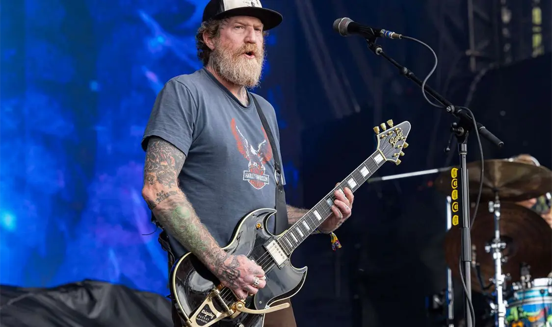 Reportan muerte de Brent Hinds
