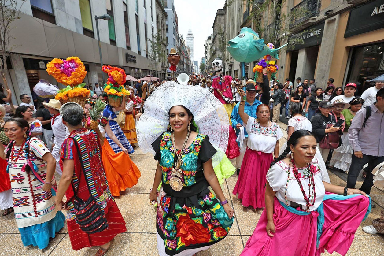 Oaxaca llena de color el Centro Histórico
