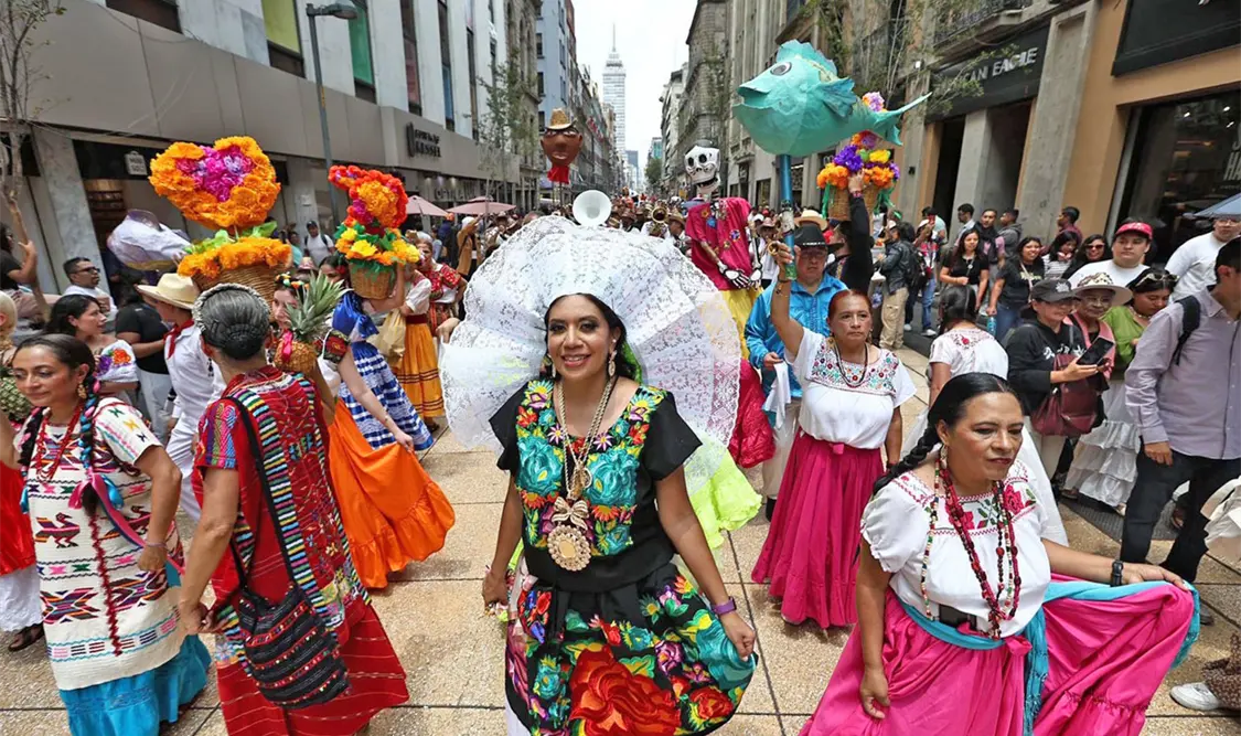 Oaxaca llena de color el Centro Histórico