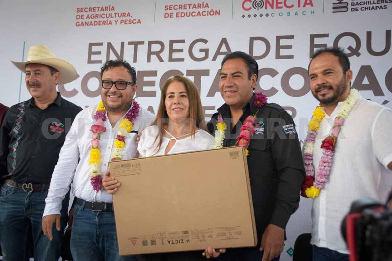 Reduce brecha digital con “Conecta Cobach”