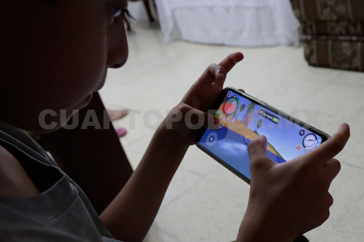 De la calle a la pantalla, celular cambia la infancia