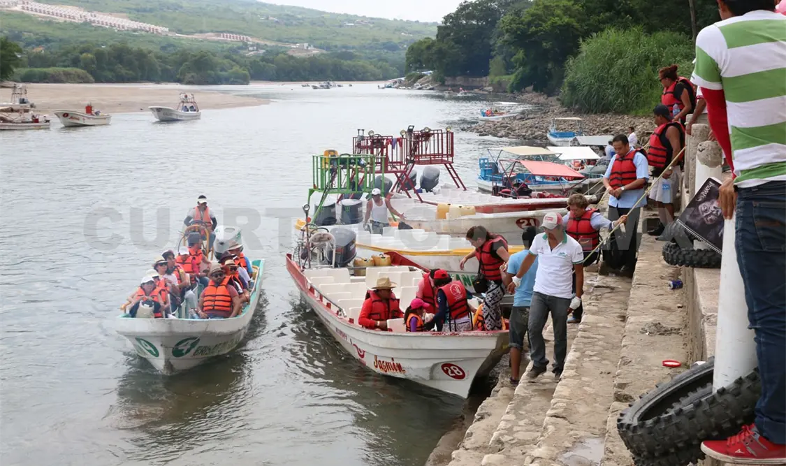 Cada lancha está realizando de entre dos a tres recorridos por día. Diego Pérez / CP