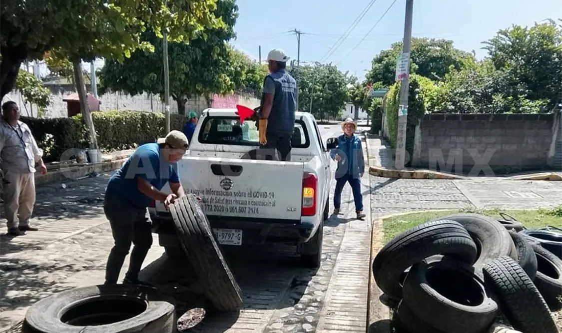 Más colonias se suman a la cruzada de descacharrización para evitar padecimientos por vectores. CP