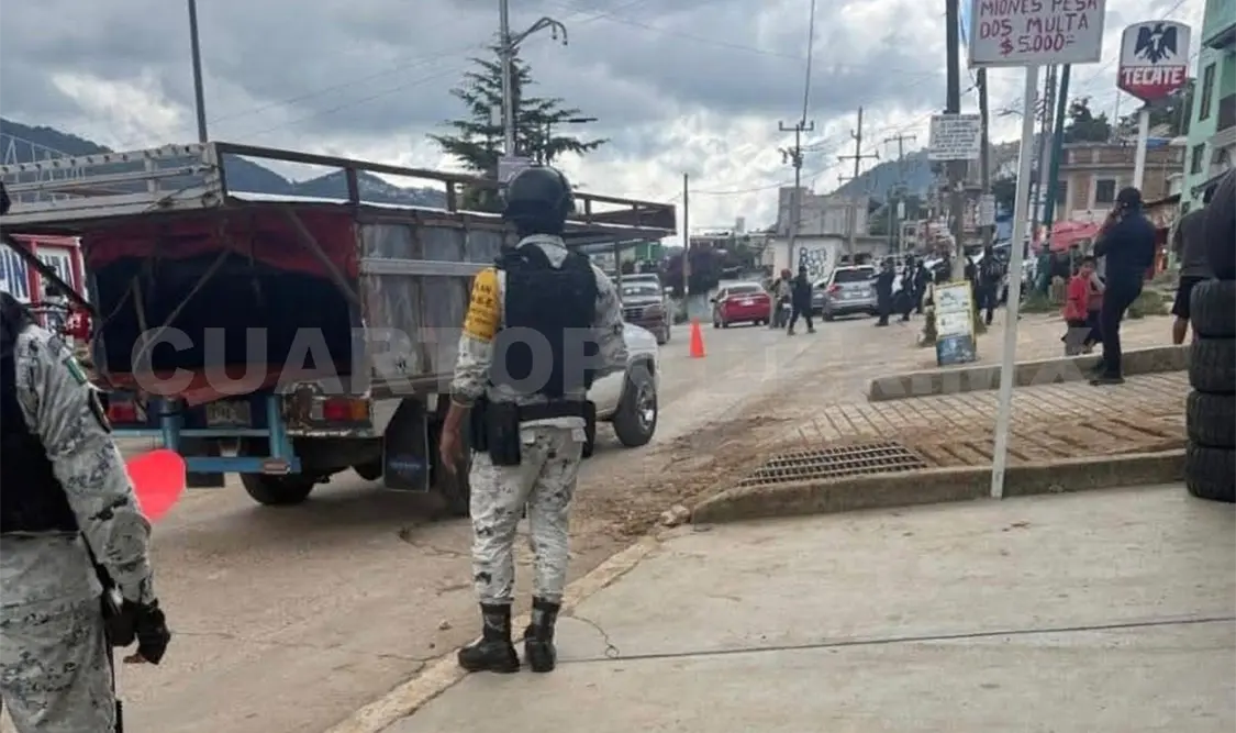 Los elementos verificaron el cumplimiento del reglamento de tránsito vigente y el uso del casco protector. Manuel Martínez / CP