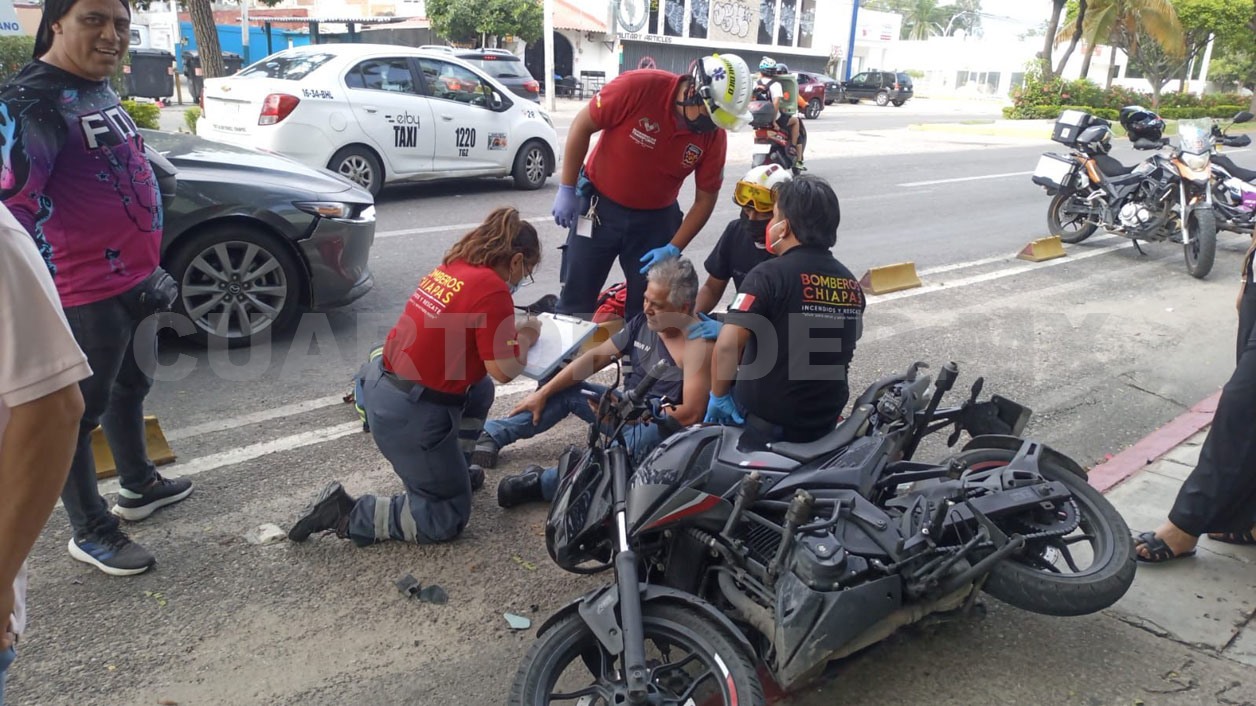 “Muerde el polvo” tras ser colisionado