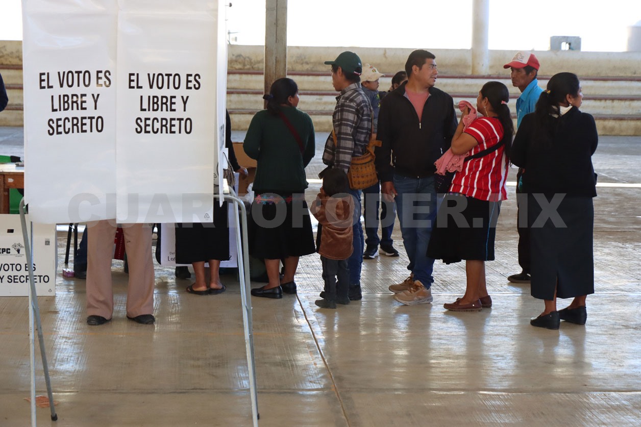 Quitar dinero a partidos no le compete al INE