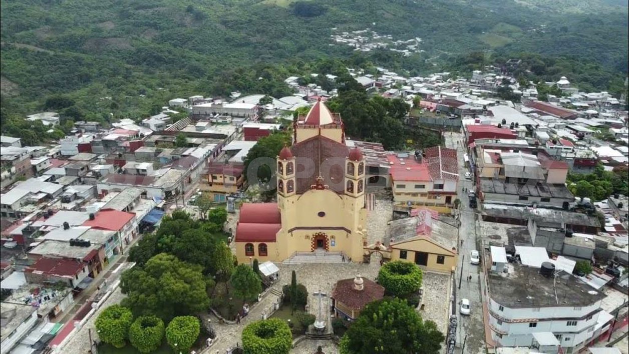 En Tila, denuncian abusos y cobros ilegales