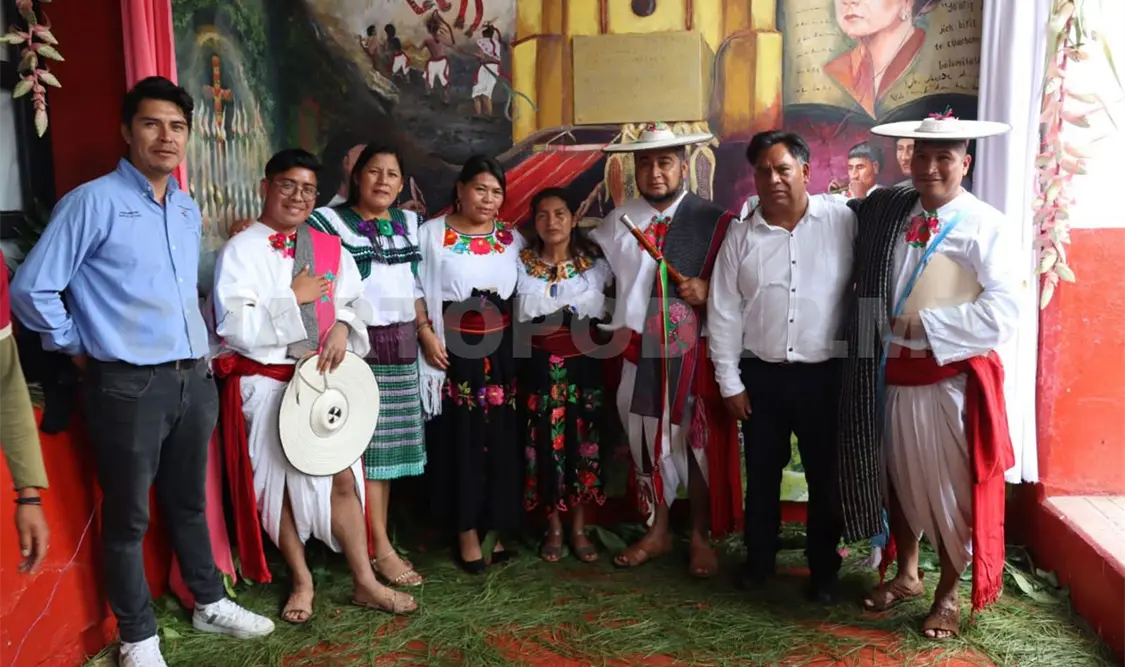 Diversas autoridades se dieron cita al evento. Cortesía