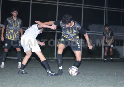 Intercrepes y Princes FC disputan la final