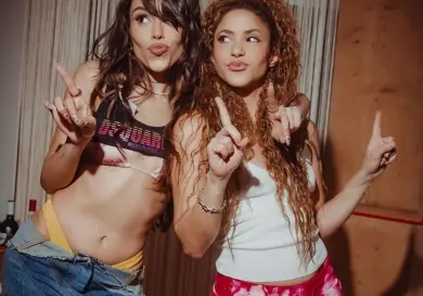 Danna dedica emotivo mensaje a Shakira