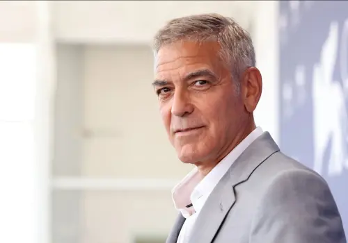 George Clooney evita ser cuestionado