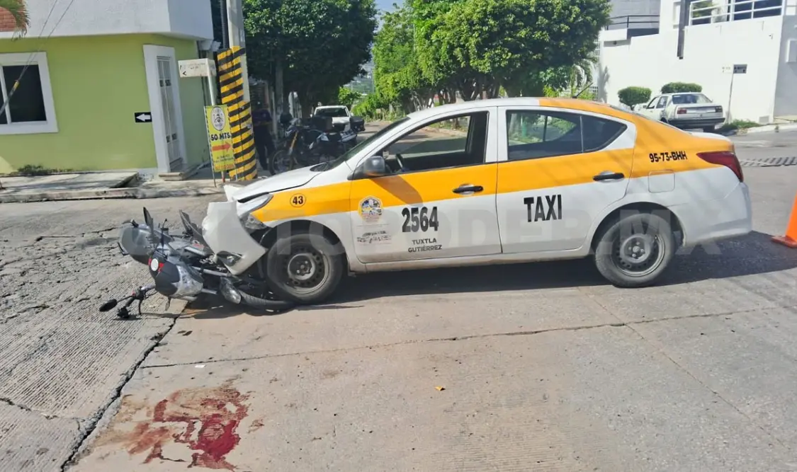 El incidente movilizó a los cuerpos de emergencia y obligó al cierre parcial de la avenida Rubí durante más de una hora. Ulises Villalobos / CP