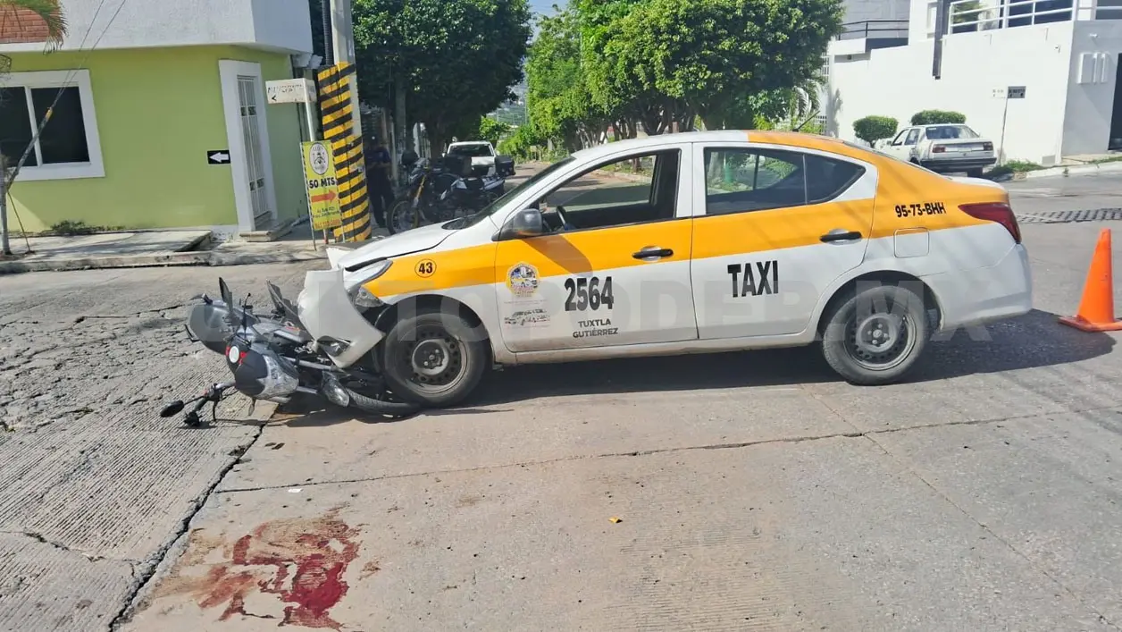 El incidente movilizó a los cuerpos de emergencia y obligó al cierre parcial de la avenida Rubí durante más de una hora. Ulises Villalobos / CP