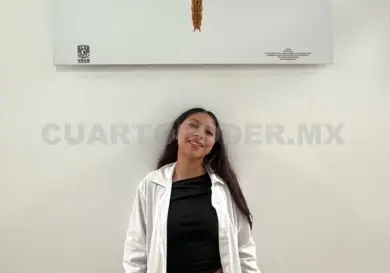 Estudiante chiapaneca recibe premio nacional