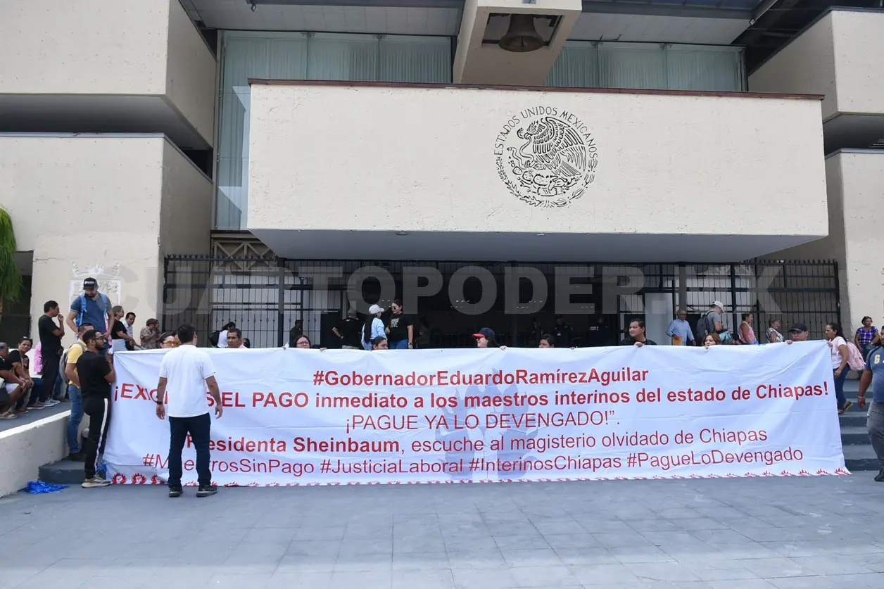 La decisión de que interinos no volverán a clases se debe al adeudo de un ciclo escolar atrasado. Guillermo Ramos / CP