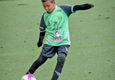 Dominick, un mediocampista con sueños grandes