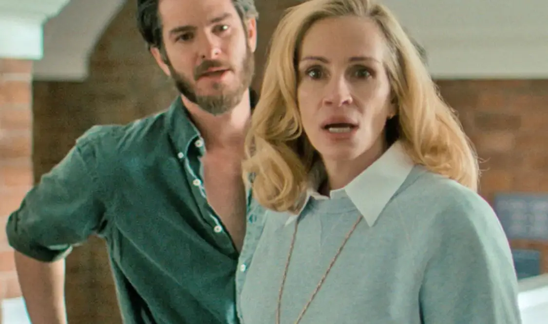 Julia deslumbra en After the hunt