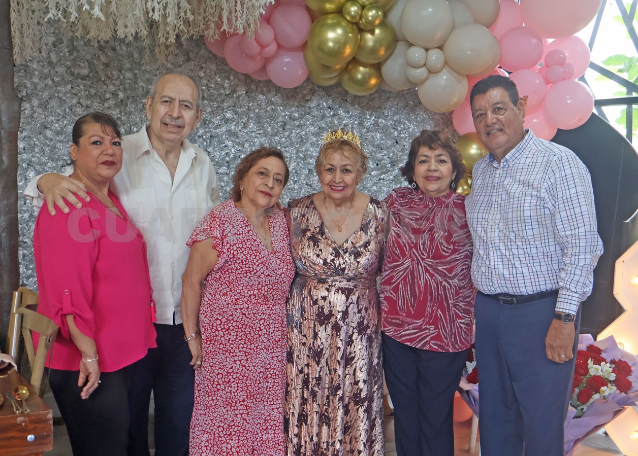 Tayi festejó 80 años de vida