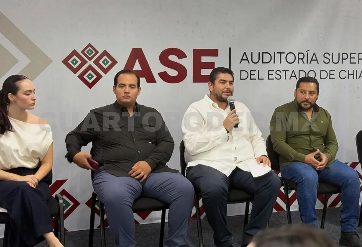 La juventud fue la protagonista del conversatorio. Carlos Pérez / CP
