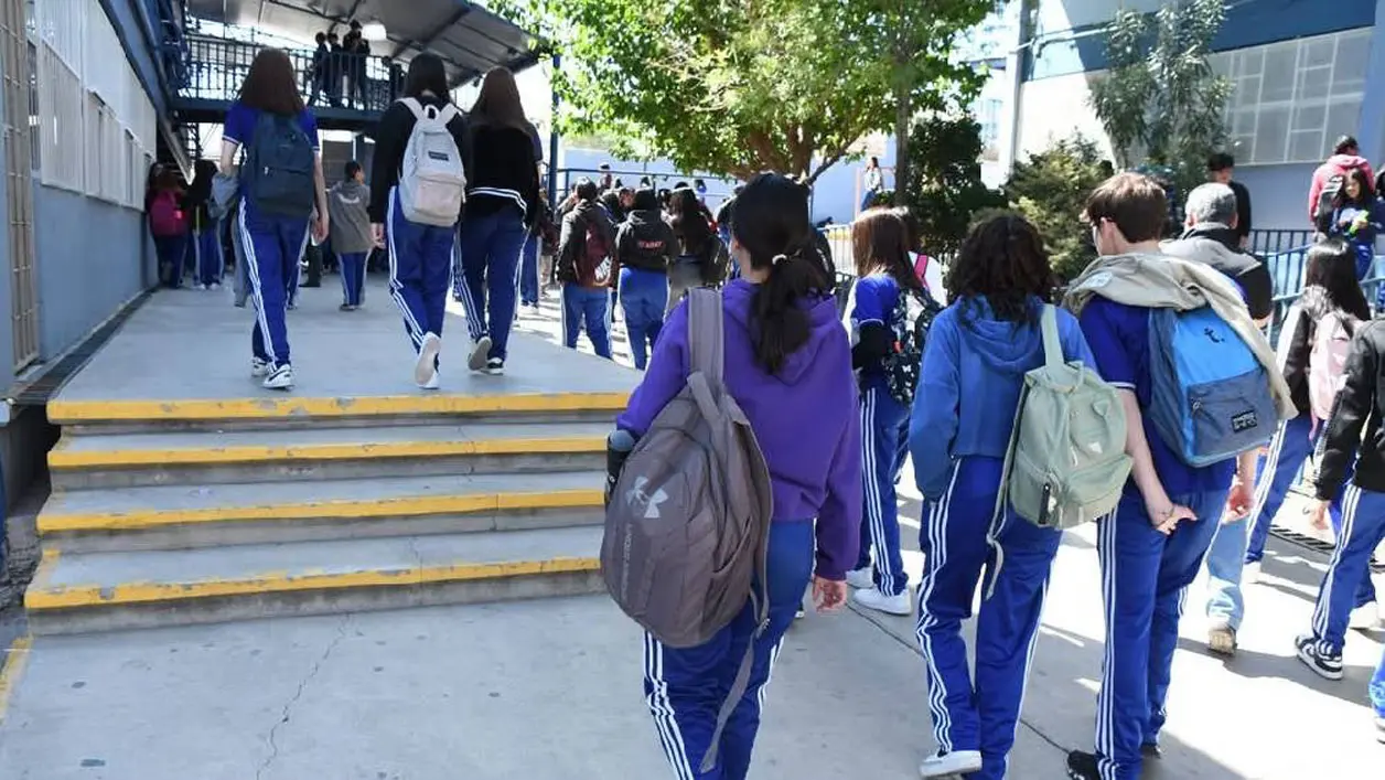 Alertan por fraudes digitales y ofertas en regreso a clases