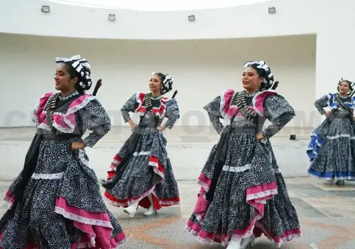 Anuncian talleres de arte a bajo precio y con becas