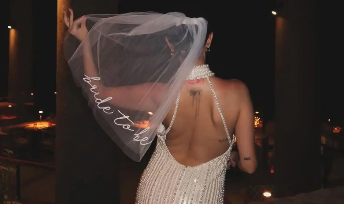 Selena se despide de la soltería