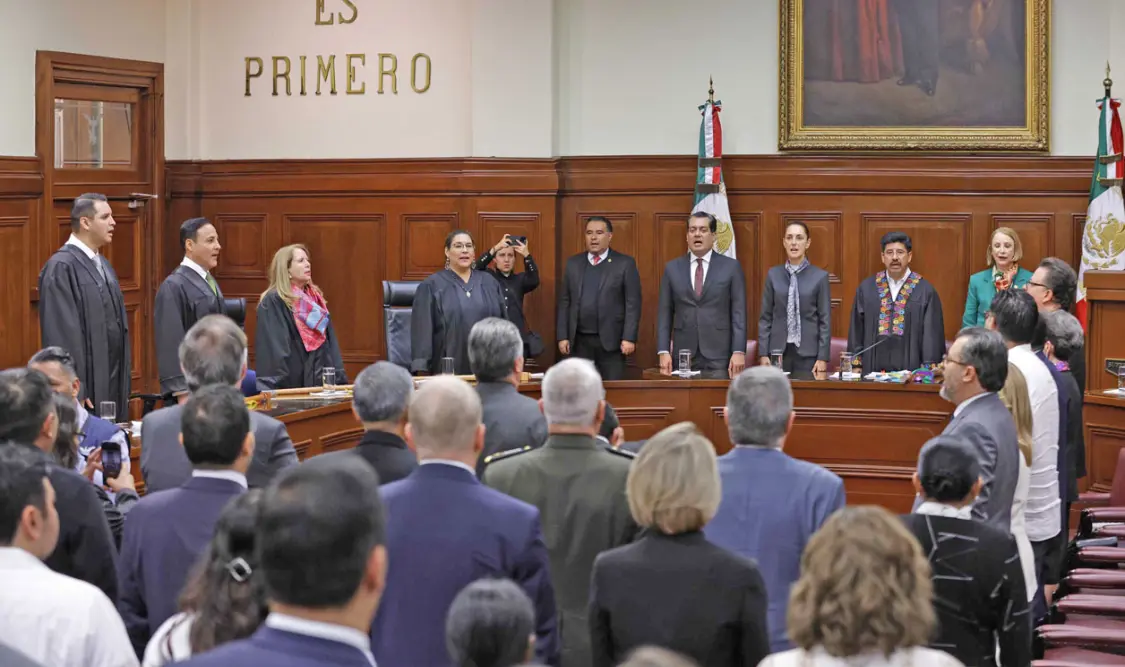 Ministros de la Suprema Corte encabezan sesión solemne en presencia de Sheinbaum. Cortesía
