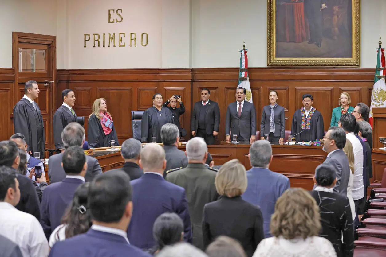 Ministros de la Suprema Corte encabezan sesión solemne en presencia de Sheinbaum. Cortesía