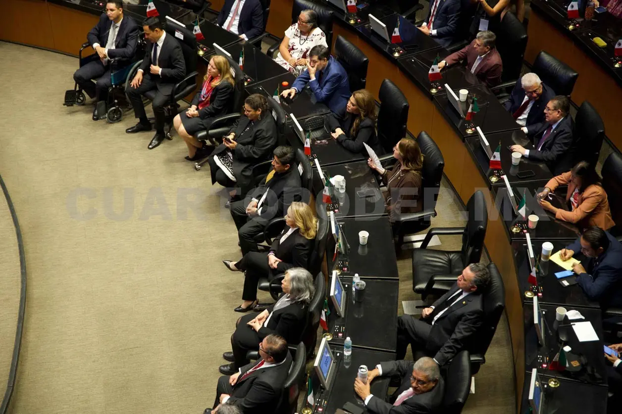 Los nuevos nueve ministros, rindieron la protesta de ley ante el pleno de San Lázaro. El Universal