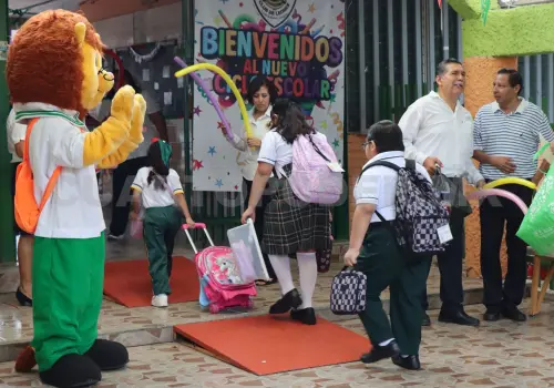 Con las clases vuelve el caos en las horas pico