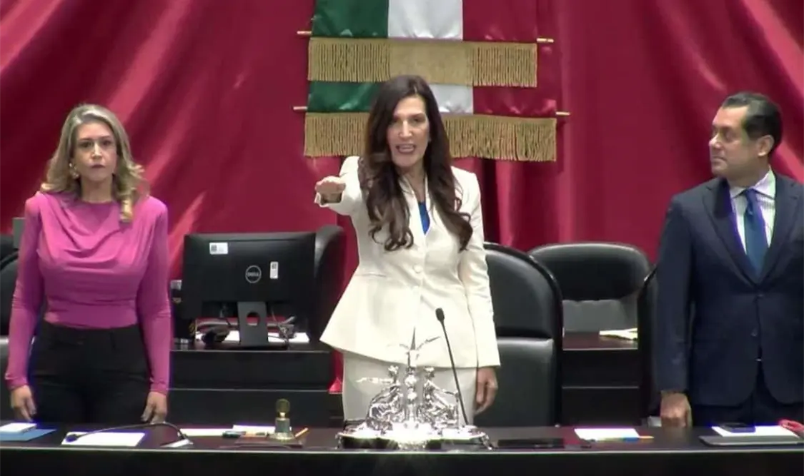 Al asumir la presidencia de San Lázaro, la panista garantizó que conducirá los trabajos parlamentarios en estricto apego a la legalidad. Cortesía