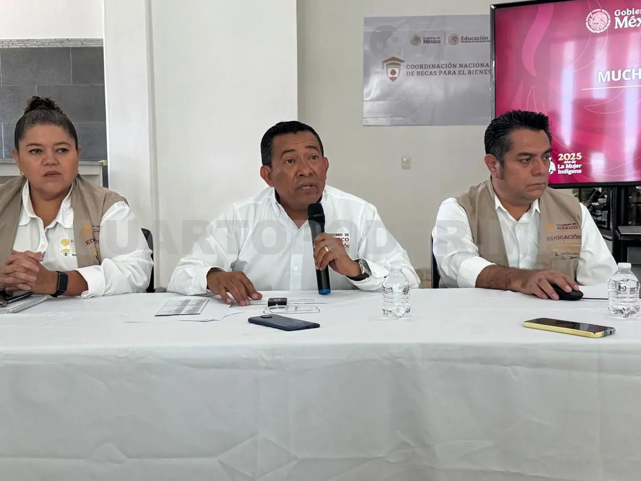 Toledo Cruz pidió a la población no dejarse engañar por quienes dicen que harán trámites previo pago. Cortesía