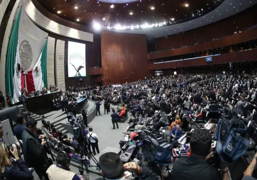 Paquete Económico va por tapar "boquetes de evasión"