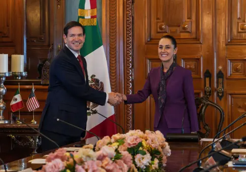 Sheinbaum recibe a Marco Rubio en Palacio Nacional