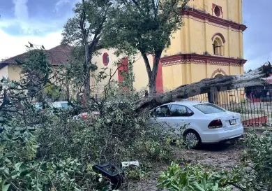Tornado causa daños en San Cristóbal