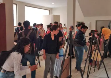 Con trazos oníricos resaltan la identidad