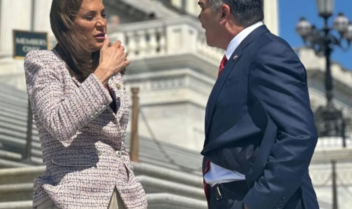 Se reúne “Alito” Moreno con congresista republicana