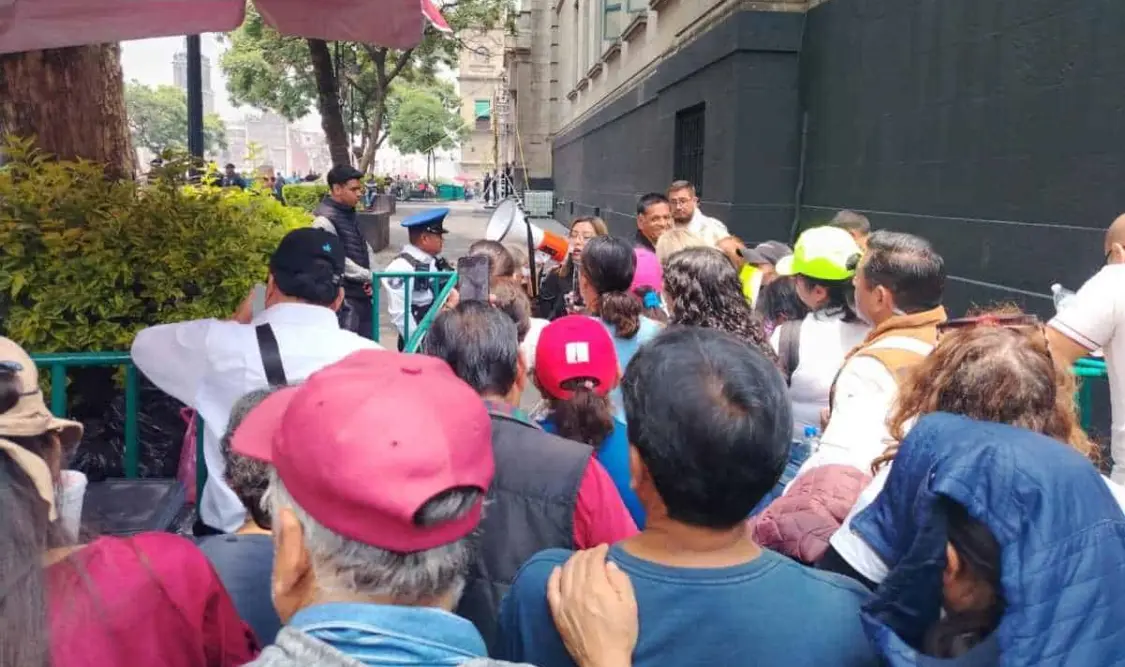 Es la casa del pueblo, les dimos el voto, decían manifestantes. El Universal