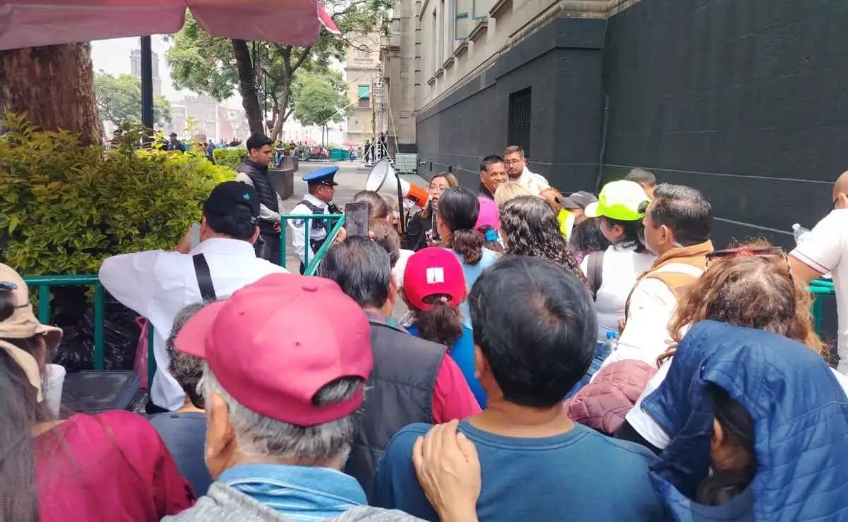 Es la casa del pueblo, les dimos el voto, decían manifestantes. El Universal