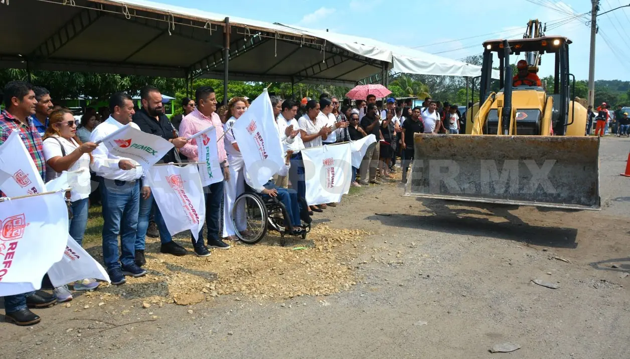 Se realizó el banderazo de inicio de los trabajos de rehabilitación de 8.72 kilómetros de carretera. Ramiro López / CP