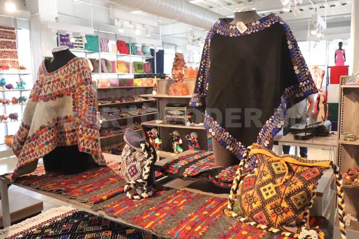 Las piezas también se venderán y los precios serán directo con artesanas y artesanos. Diego Pérez / CP