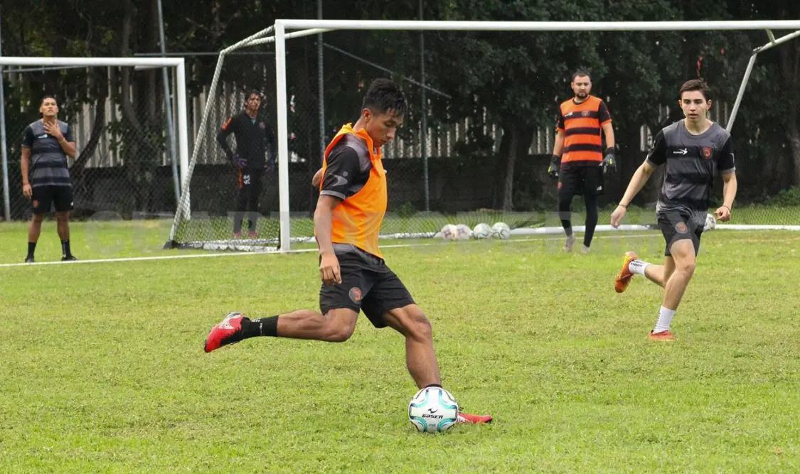 Jaguares FC puso en la cancha a dos debutantes chiapanecos en su encuentro de la jornada 2. Cortesía