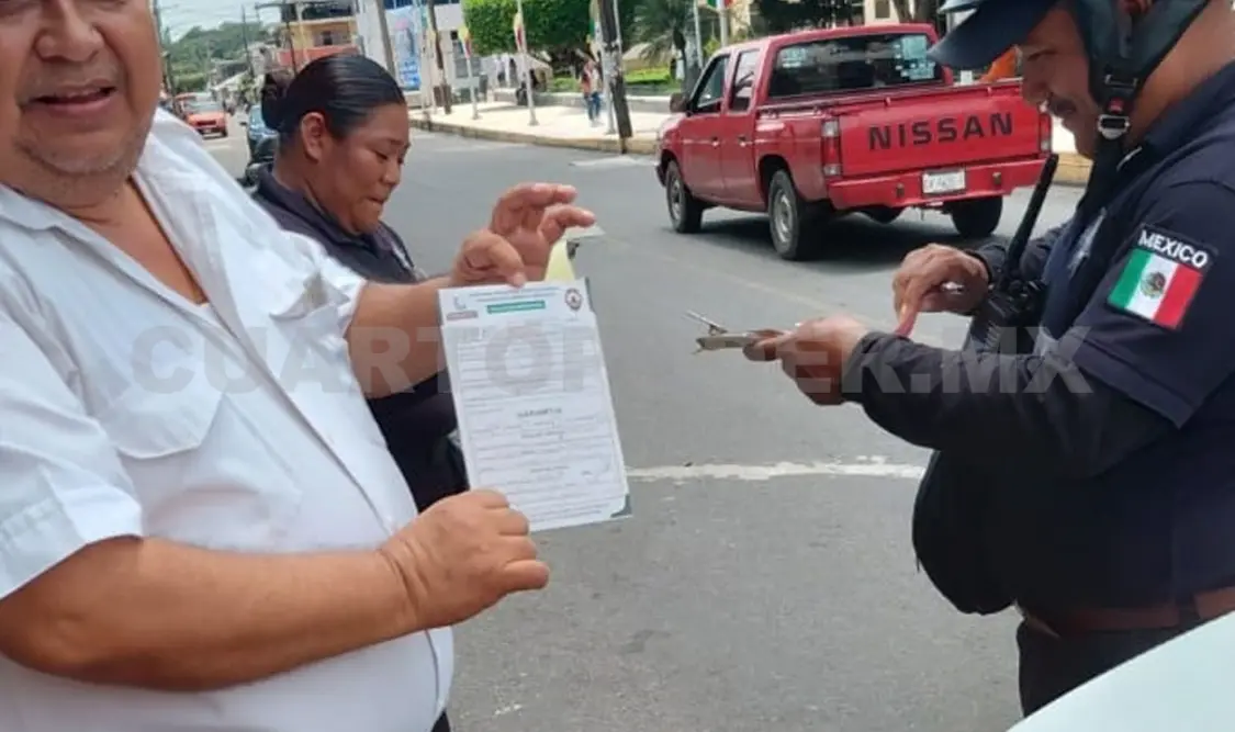 Uno de los dirigentes fue testigo del acoso contra los taxis amarillos que realizan en Cacahoatán. Ramón García / CP