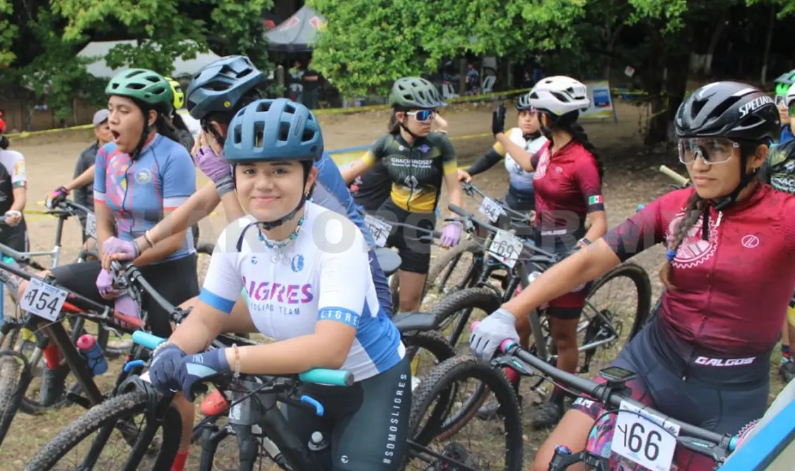 Tania Yaretzi Rojas dominó la pista y se consagró campeona estatal de Ciclismo de Montaña. Cortesía